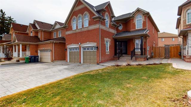 72 Cobblestone Crt, House detached with 5 bedrooms, 6 bathrooms and 8 parking in Brampton ON | Image 1