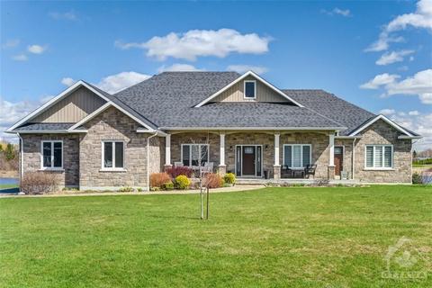 5611 Doran Creek Drive, House detached with 4 bedrooms, 4 bathrooms and 8 parking in South Dundas ON | Card Image