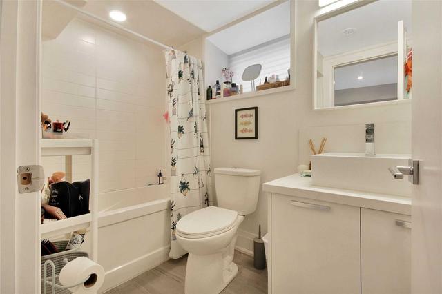 lower - 1053 College St, House detached with 2 bedrooms, 1 bathrooms and 0 parking in Toronto ON | Image 2
