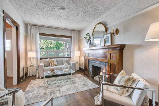 4 Ashbury Ave, House semidetached with 3 bedrooms, 1 bathrooms and 0 parking in Toronto ON | Image 38