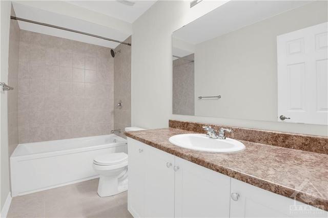 273 Zenith Private, House attached with 3 bedrooms, 2 bathrooms and 2 parking in Ottawa ON | Image 29