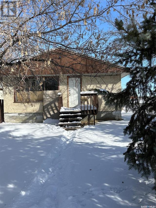4670 1st Avenue N, House detached with 2 bedrooms, 1 bathrooms and null parking in Regina SK | Image 1