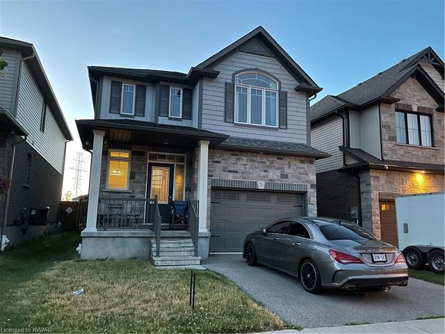 76 Elmbank Trail Trail, House detached with 3 bedrooms, 2 bathrooms and 3 parking in Kitchener ON | Image 1