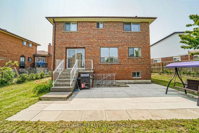 26 Ellenhall Sq, House detached with 4 bedrooms, 4 bathrooms and 4 parking in Toronto ON | Image 27