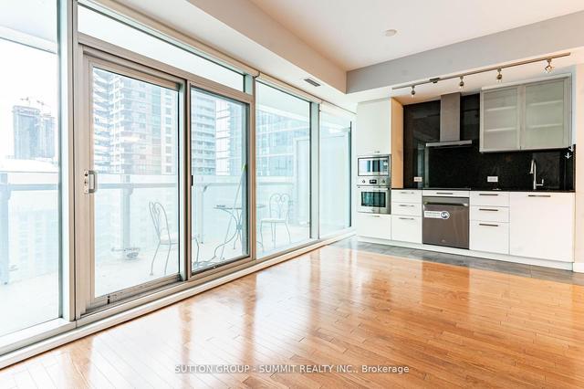 1707 - 14 York St, Condo with 1 bedrooms, 1 bathrooms and 0 parking in Toronto ON | Image 9