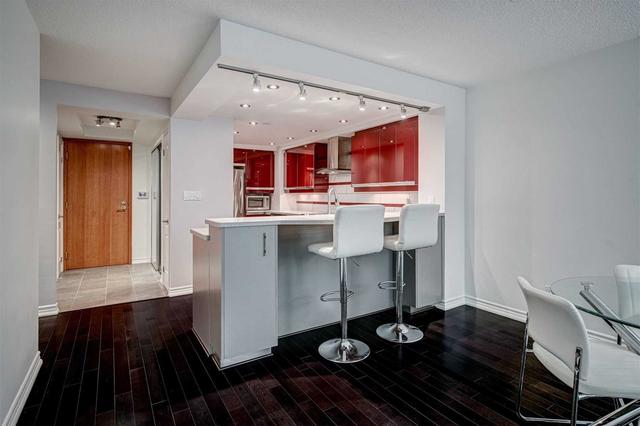 302 - 18 Hollywood Ave, Condo with 1 bedrooms, 1 bathrooms and 1 parking in Toronto ON | Image 11