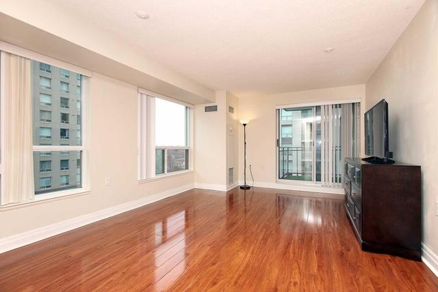 901 - 21 Hillcrest Ave, Condo with 1 bedrooms, 1 bathrooms and 1 parking in Toronto ON | Image 4