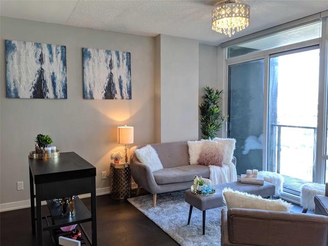 S816 - 120 Bayview Ave, Condo with 1 bedrooms, 1 bathrooms and 1 parking in Toronto ON | Image 7