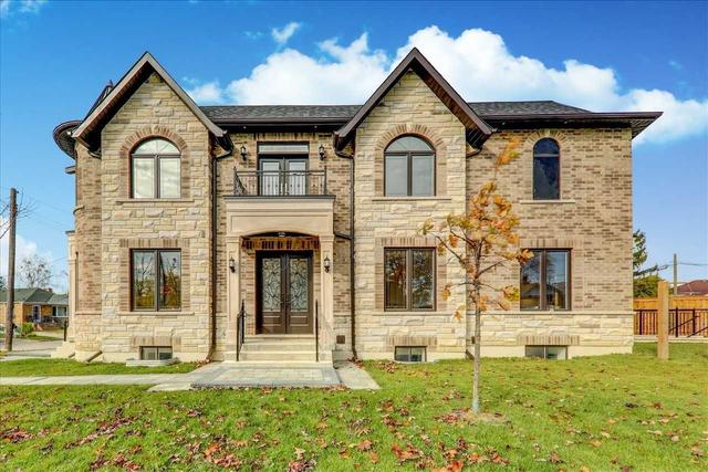 66 Leahann Dr, House detached with 5 bedrooms, 5 bathrooms and 4 parking in Toronto ON | Card Image