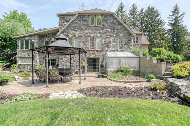 735 Hidden Valley Rd, House detached with 4 bedrooms, 5 bathrooms and 23 parking in Kitchener ON | Image 32