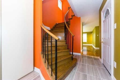 128 Plumrose Ptwy, House detached with 4 bedrooms, 4 bathrooms and 21 parking in Toronto ON | Image 2