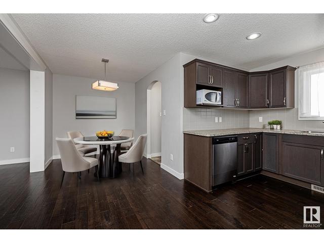 2267 Casey Cr Sw, House detached with 4 bedrooms, 3 bathrooms and 4 parking in Edmonton AB | Image 14
