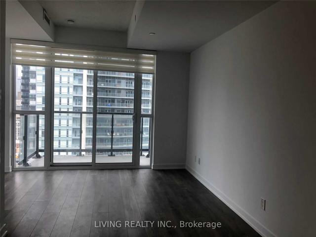 2411 - 87 Peter St, Condo with 1 bedrooms, 1 bathrooms and 0 parking in Toronto ON | Image 9