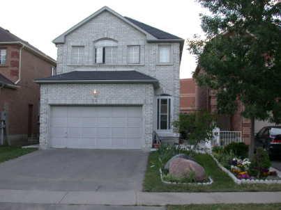 54 Arthurs Cres, House detached with 4 bedrooms, 4 bathrooms and 6 parking in Brampton ON | Image 1