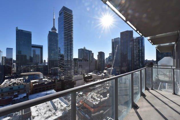 1901 - 126 Simcoe St, Condo with 1 bedrooms, 1 bathrooms and 0 parking in Toronto ON | Image 20