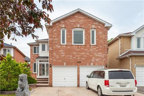 909 Focal Rd, House detached with 5 bedrooms, 4 bathrooms and 2 parking in Mississauga ON | Image 1