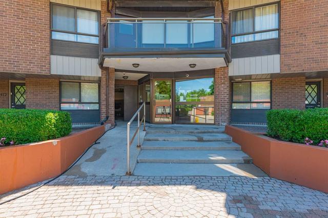 202 - 1000 Cedarglen Gate, Condo with 2 bedrooms, 2 bathrooms and 1 parking in Mississauga ON | Image 21