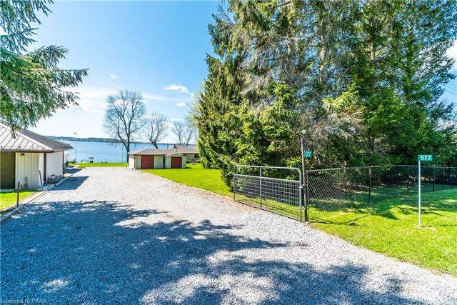 577 North Shore Drive, House detached with 3 bedrooms, 1 bathrooms and 7 parking in Otonabee South Monaghan ON | Image 4