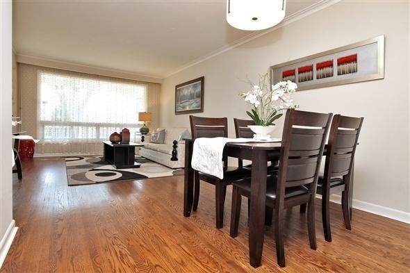 48 Bathford Cres, House detached with 3 bedrooms, 4 bathrooms and 4 parking in Toronto ON | Image 5