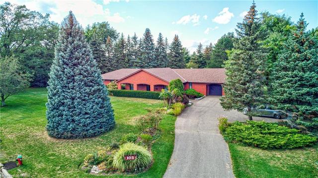 10 Oakridge Drive, House detached with 4 bedrooms, 2 bathrooms and 14 parking in Halton Hills ON | Image 2