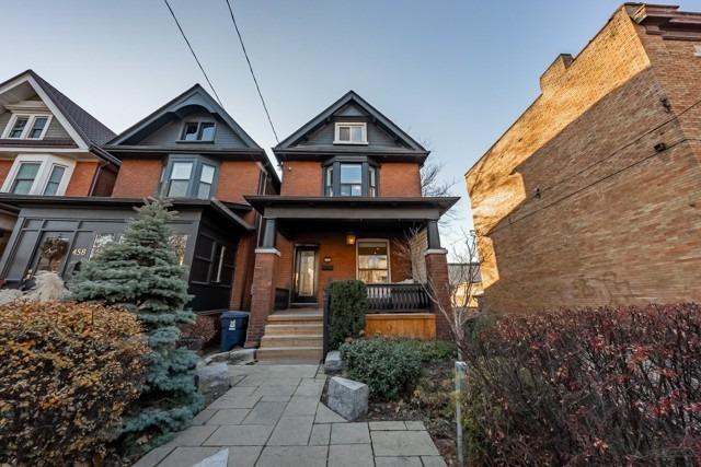 460 Quebec Ave, House detached with 4 bedrooms, 4 bathrooms and 1 parking in Toronto ON | Card Image