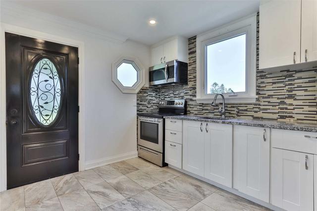 507 Athol St E, House detached with 4 bedrooms, 2 bathrooms and 2 parking in Oshawa ON | Image 20