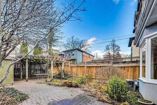 toronto - 212 Glengarry Ave, House detached with 3 bedrooms, 4 bathrooms and 1 parking in Toronto ON | Image 31