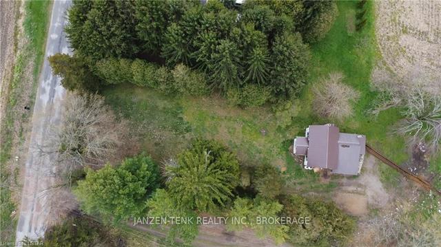 327 2nd Concession Rd Enr, House detached with 3 bedrooms, 1 bathrooms and 6 parking in Norfolk County ON | Image 19