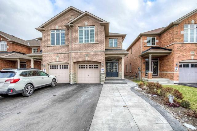 7416 Saint Barbara Blvd, House semidetached with 4 bedrooms, 4 bathrooms and 3 parking in Mississauga ON | Image 1