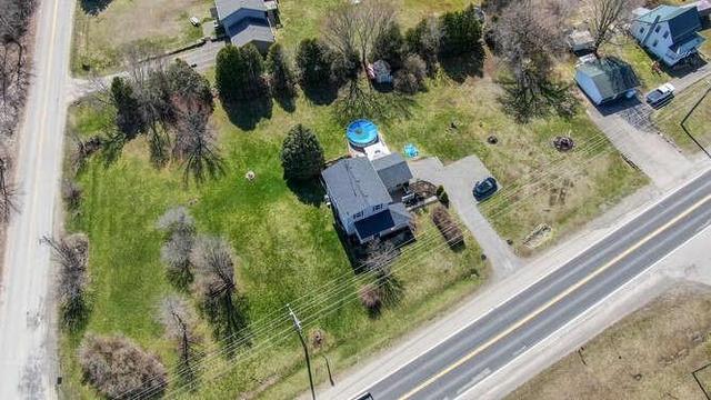 7004 County Rd 29 Road, House detached with 3 bedrooms, 2 bathrooms and 5 parking in Elizabethtown Kitley ON | Image 5