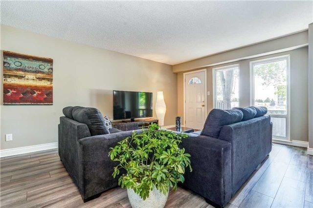 10 - 1331 Mary St N, Townhouse with 3 bedrooms, 1 bathrooms and 1 parking in Oshawa ON | Image 5