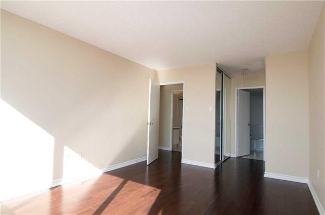 1512 - 7460 Bathurst St, Condo with 2 bedrooms, 2 bathrooms and 1 parking in Vaughan ON | Image 8