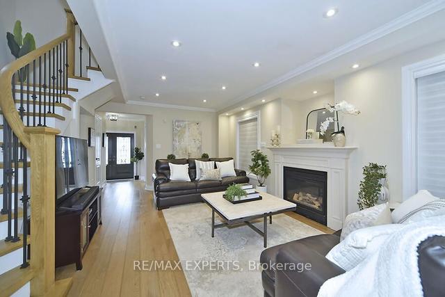 112 Royal Appian Cres, House attached with 3 bedrooms, 4 bathrooms and 5 parking in Vaughan ON | Image 40