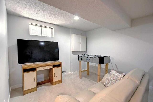 43 Sun Harbour Road Se, Home with 4 bedrooms, 2 bathrooms and 2 parking in Calgary AB | Image 24