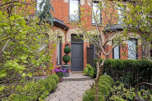 79 Hazelton Ave, House attached with 4 bedrooms, 5 bathrooms and 1.5 parking in Toronto ON | Image 12