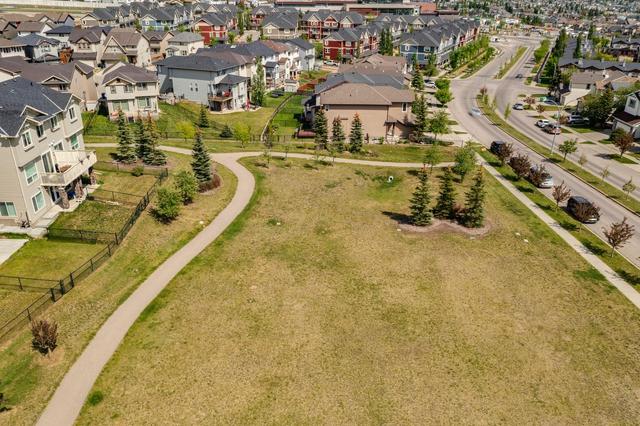 40 Panatella Gate Nw, House detached with 5 bedrooms, 3 bathrooms and 4 parking in Calgary AB | Image 49