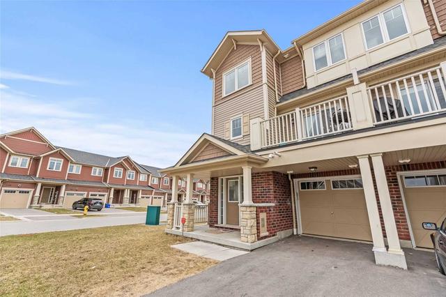 85 Far North Crt, House attached with 2 bedrooms, 2 bathrooms and 3 parking in Oshawa ON | Image 30