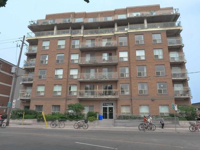 405 - 11 Christie St E, Condo with 2 bedrooms, 1 bathrooms and 1 parking in Toronto ON | Image 1