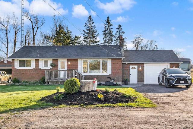 856 Penetanguishene Rd, House detached with 3 bedrooms, 2 bathrooms and 13 parking in Springwater ON | Card Image