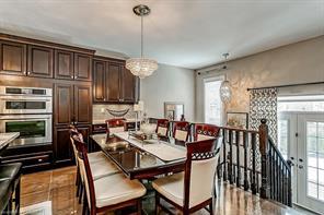 219 Alison Cres, House detached with 1 bedrooms, 3 bathrooms and 4 parking in Oakville ON | Image 3