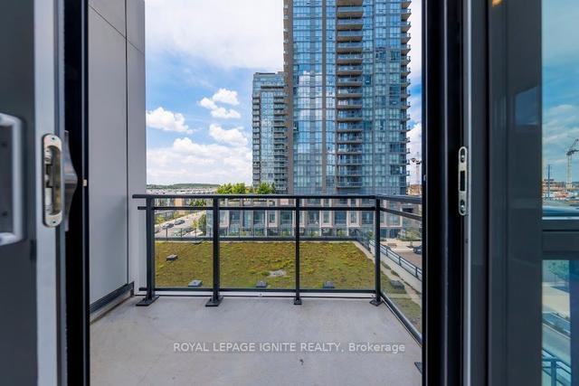 405 - 75 Eglinton Ave W, Condo with 2 bedrooms, 2 bathrooms and 1 parking in Mississauga ON | Image 4