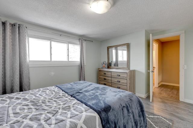 3227 Doverville Crescent Se, Home with 4 bedrooms, 2 bathrooms and 2 parking in Calgary AB | Image 19