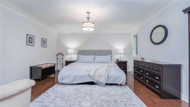 77 Jerseyville Rd E, House detached with 5 bedrooms, 4 bathrooms and 8 parking in Hamilton ON | Image 8