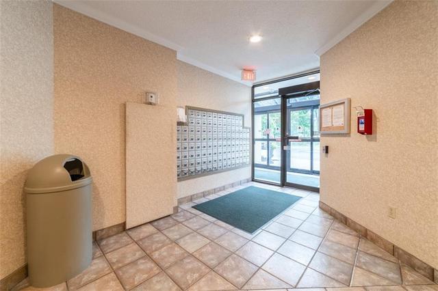 407 - 5080 Pinedale Avenue, Condo with 2 bedrooms, 2 bathrooms and 1 parking in Burlington ON | Image 5
