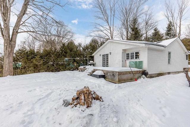 107 Kennedy Ave, House detached with 3 bedrooms, 1 bathrooms and 5 parking in Oro Medonte ON | Image 32