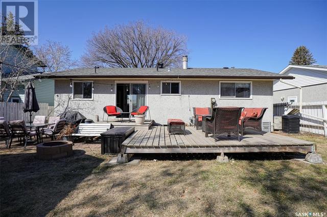 929 East Centre, House detached with 4 bedrooms, 2 bathrooms and null parking in Saskatoon SK | Image 43