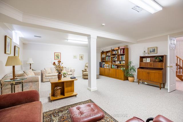 51 Longyear Dr, House detached with 4 bedrooms, 3 bathrooms and 4 parking in Hamilton ON | Image 21