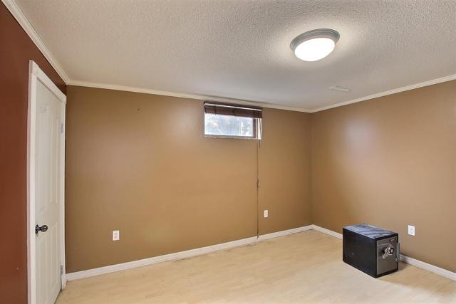 4609 52 Street, House detached with 6 bedrooms, 2 bathrooms and 6 parking in Olds AB | Image 20