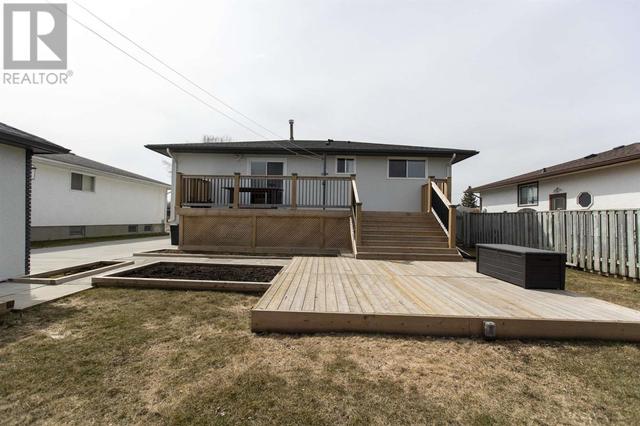 253 Sheridan Cres, House detached with 3 bedrooms, 2 bathrooms and null parking in Thunder Bay ON | Image 4