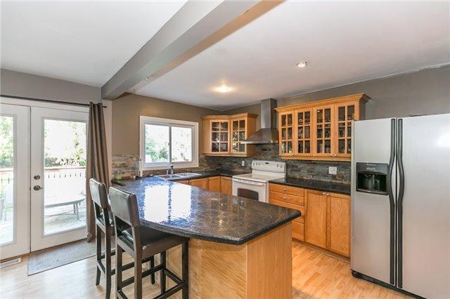 226 Foster Dr, House detached with 2 bedrooms, 1 bathrooms and 10 parking in Barrie ON | Image 16